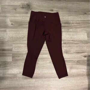 Athleta Salutation Stash 7/8 legging